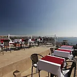 Spinel - Old Otel