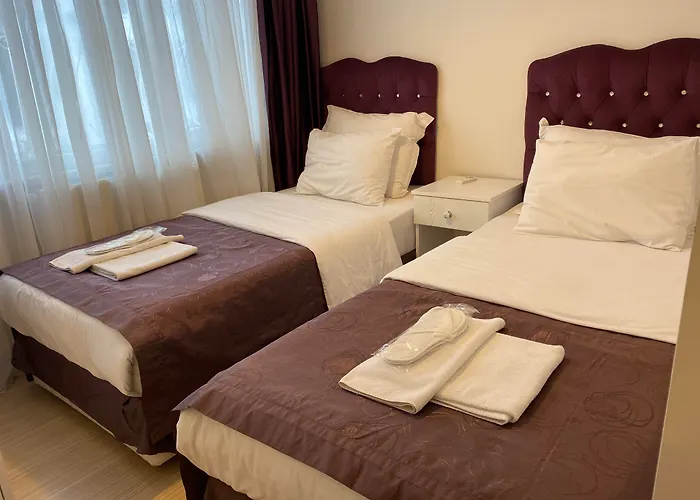 Spinel - Old Отель