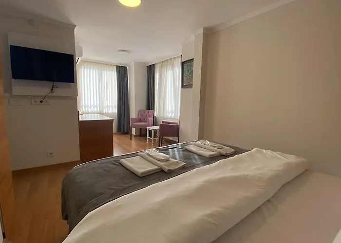 Spinel - Old Отель