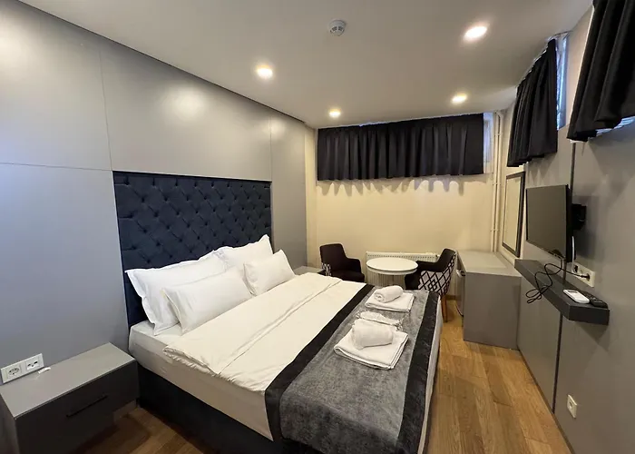 Spinel - Old Стамбул