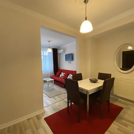 Spinel - Old Hotel