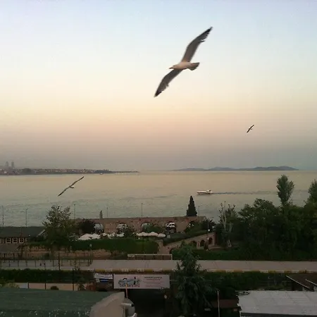 Hotell Spinel - Old 3*