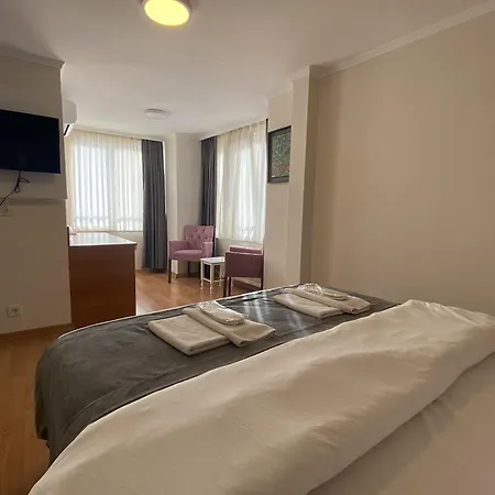 Spinel - Old Szálloda