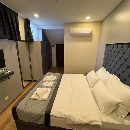 Spinel - Old Hotel 3*