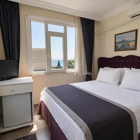 Spinel - Old Otel 3*