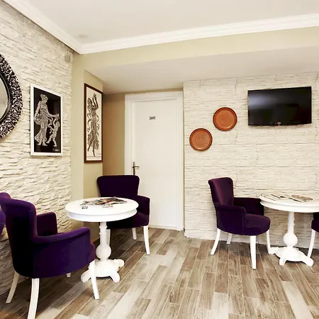 Spinel - Old Hotel Istanbul